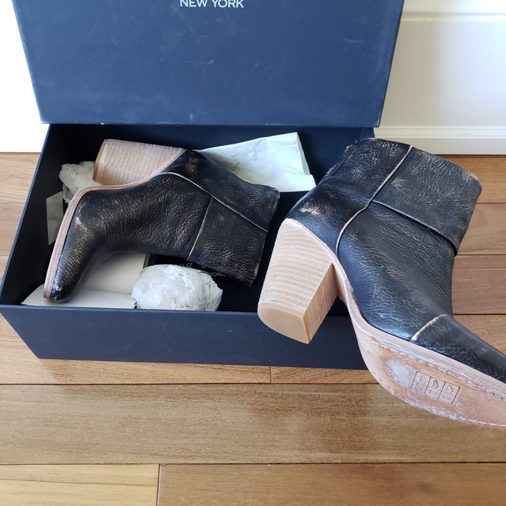 boots - Picture 2 of 2